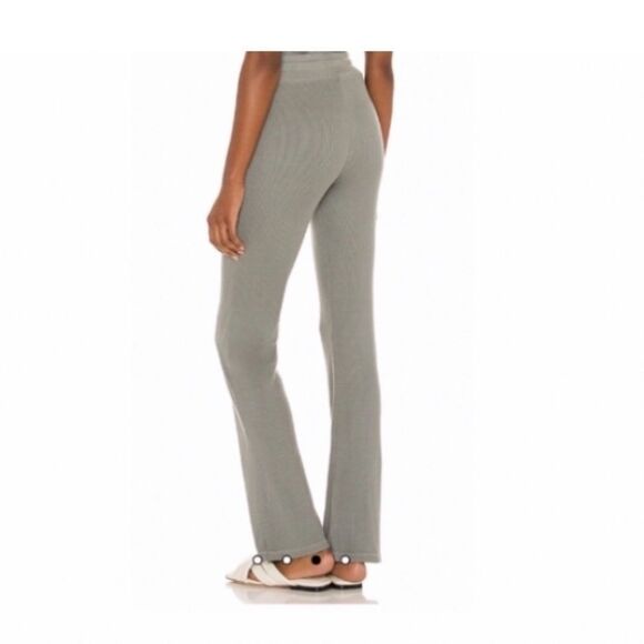 Monrow Ribbed Wide Leg Sweatpants- S,M - Picture 3 of 9